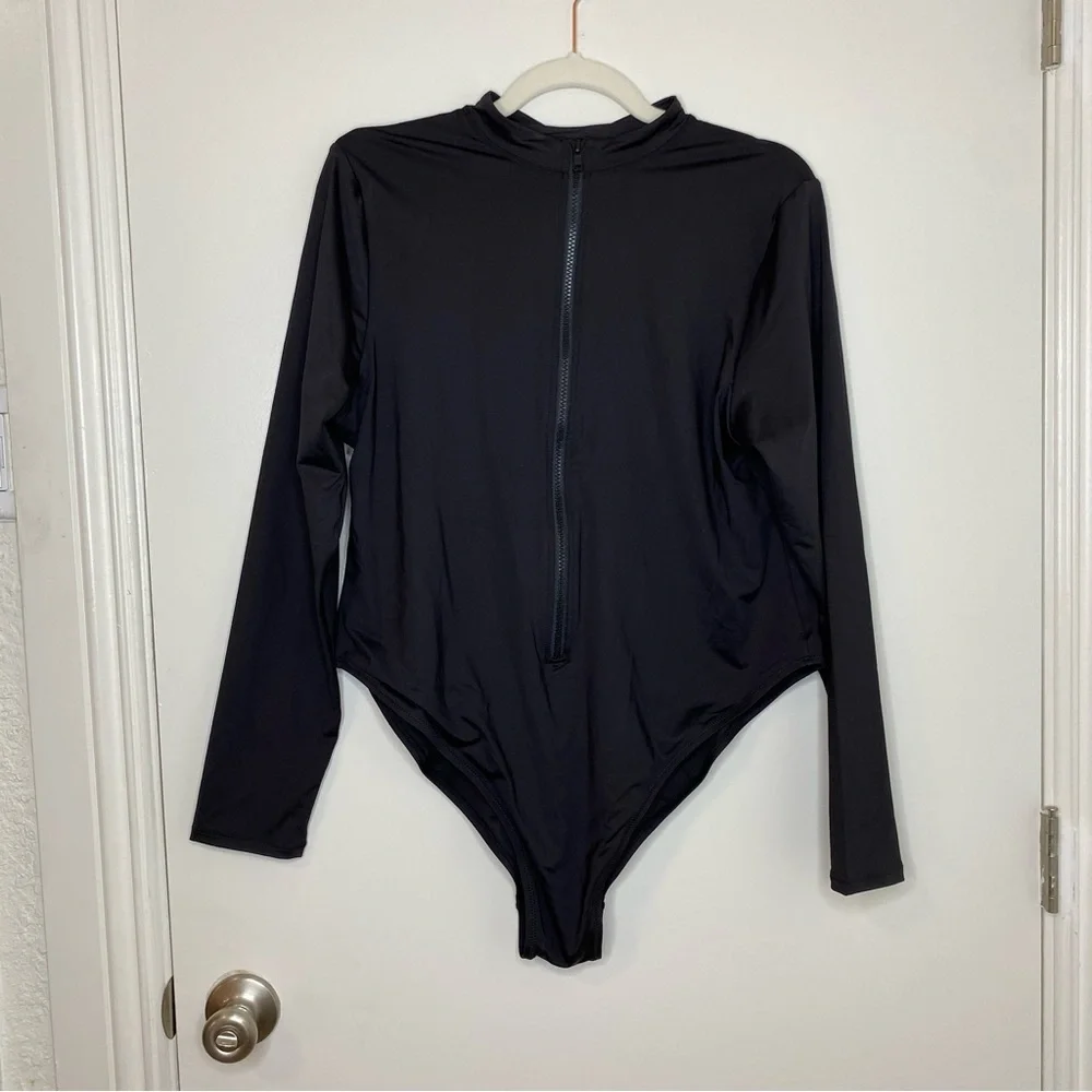 COPY - NEW !! SKIMS Swim Zip Front Long Sleeve One piece - ONYX